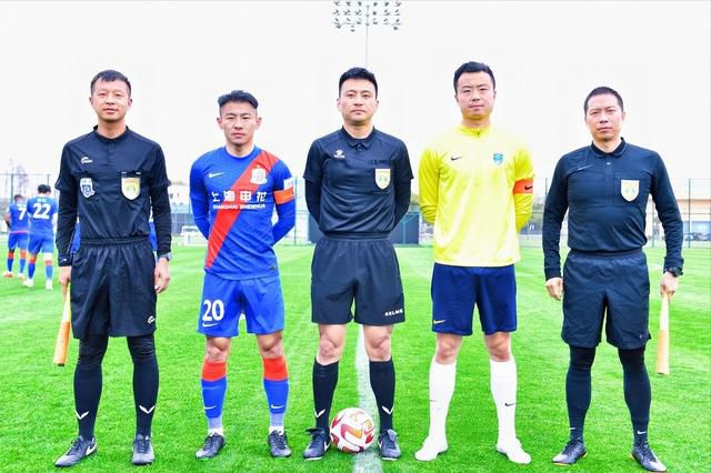 国产秦先生大战白丝97在线